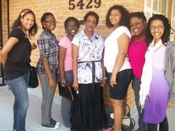 Spelman SIS Students with Darlene Clark, circa 2009