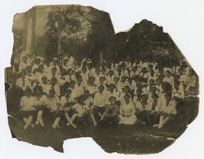 Class Photo, Bertha Mae Yarbrough Touchstone, 1916