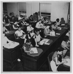 AUSLIS Students and Faculty in Class, circa 1955