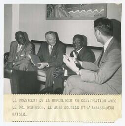 Le President De La Republique en Conversation, circa 1960