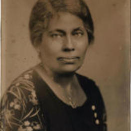 Portrait of Lemoine DeLeaver Pierce's maternal grandmother Alice White.