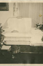 Portrait of an unidentified woman, possibly Elizabeth McDuffie in a coffin with flowers.