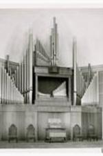 Interior view of the organ in Sisters Chapel.